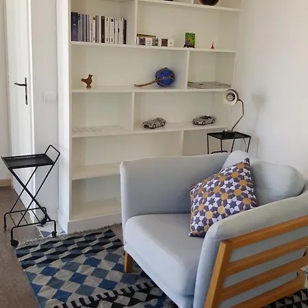 The Sky Attic Сиджес